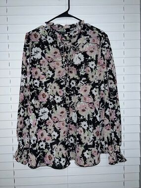 Torrid Floral Tie-Neck Blouse - Size 1